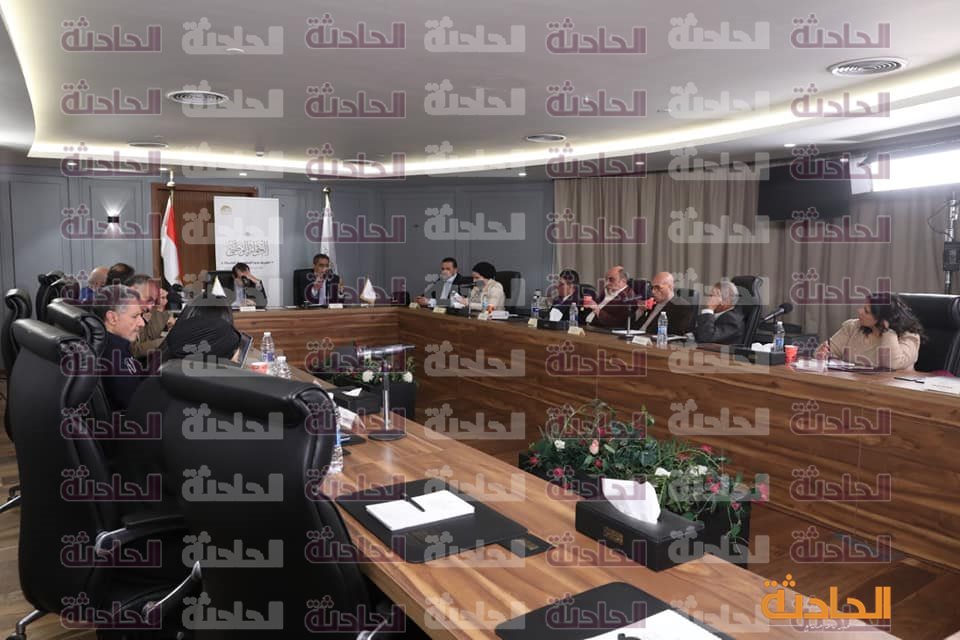 الحوار الوطنى