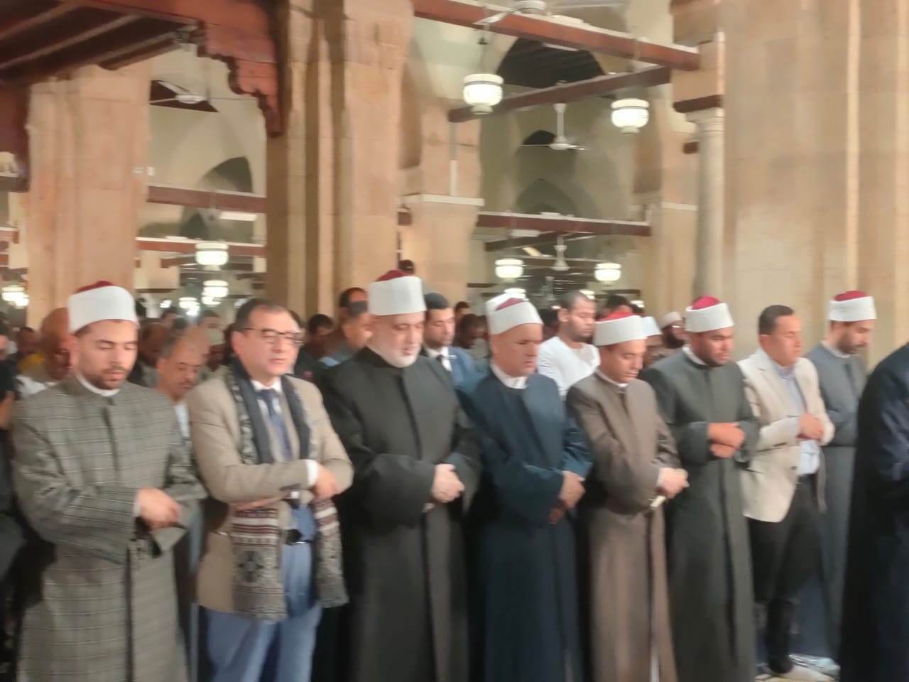 الجامع الأزهر كامل العدد في ليلة القدر