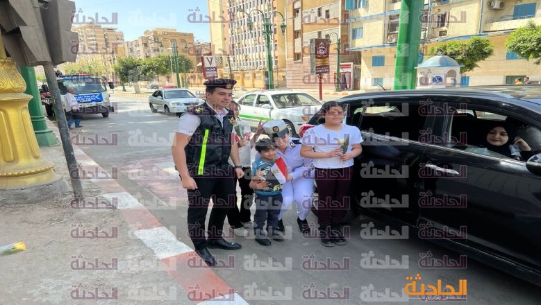 الشرطة فى العيد 77