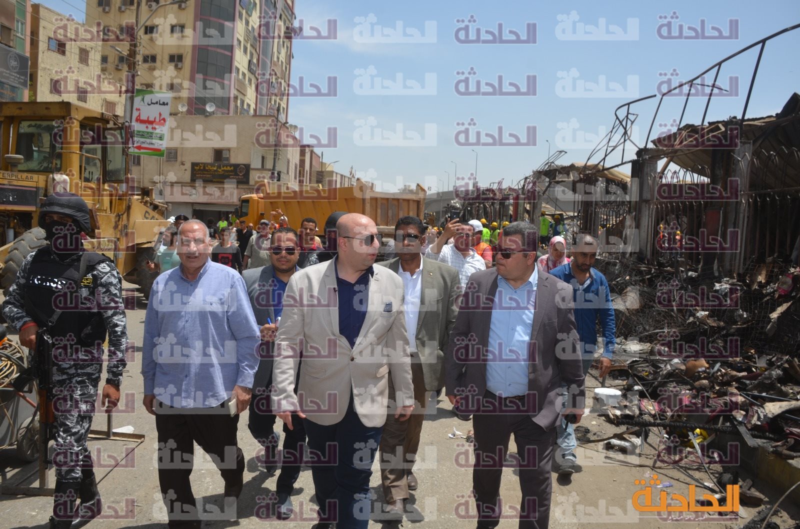 محافظ بني سويف يتفقد أعمال رفع آثار حريق معرض شباب مصر