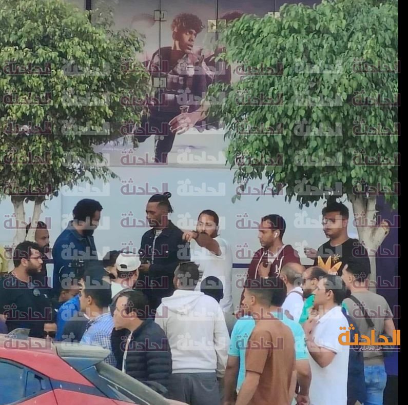 محمد رمضان يتسبب بأزمة مرور بالمنصورة