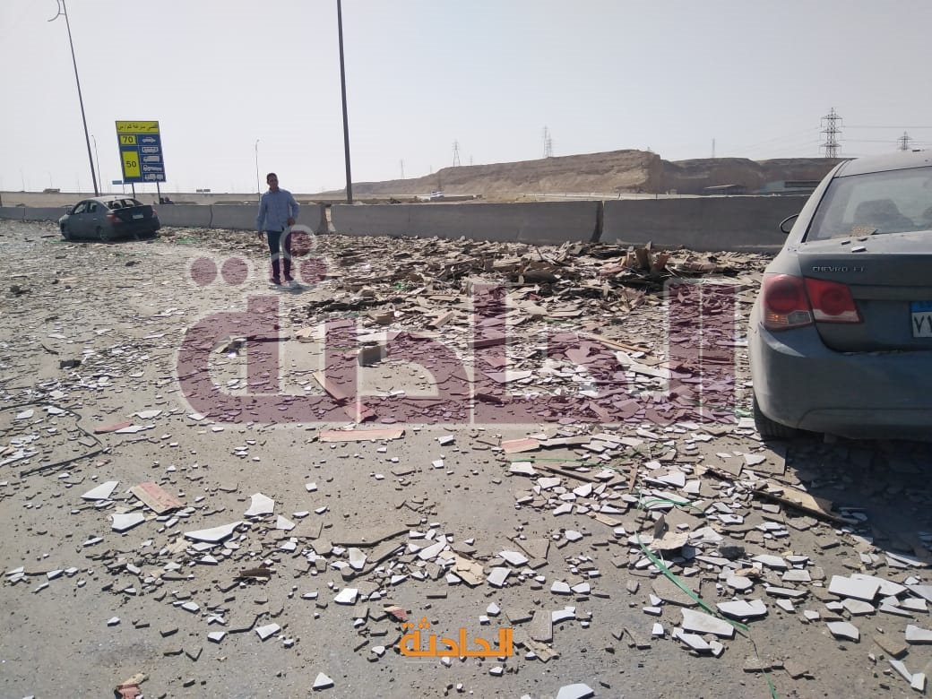 حادث تصادم مروع بين 5 سيارات أعلي الطريق الدائري الأوسطي