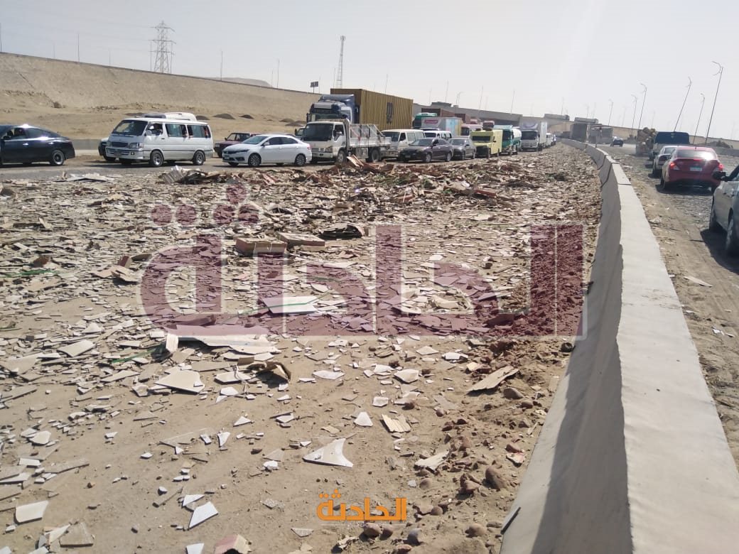 حادث تصادم مروع بين 5 سيارات أعلي الطريق الدائري الأوسطي