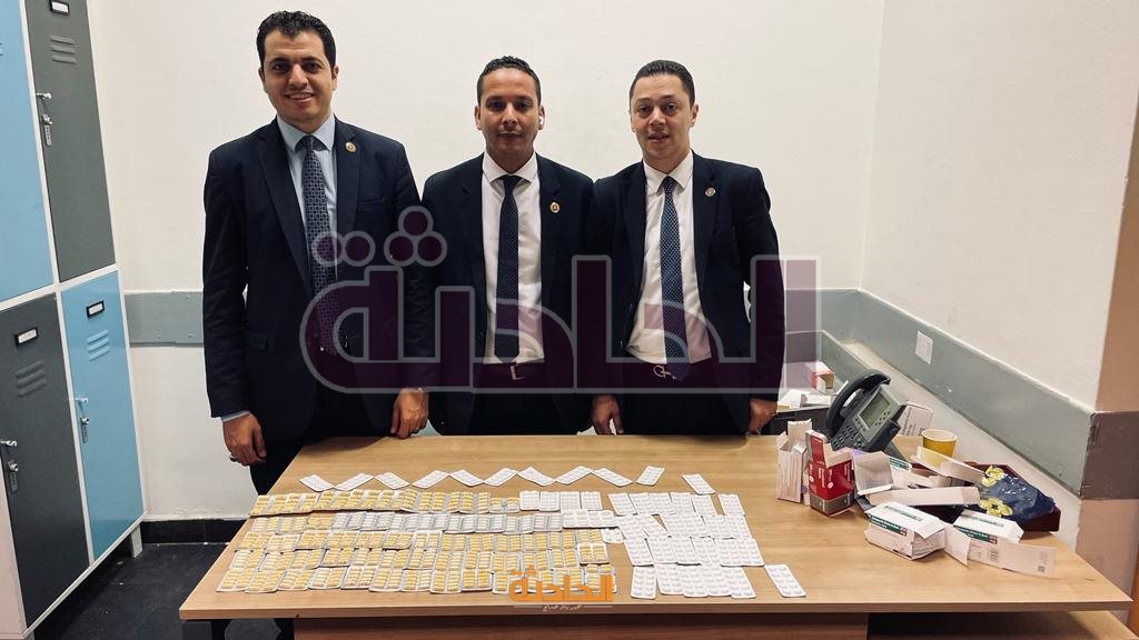 جمارك مطار القاهرة