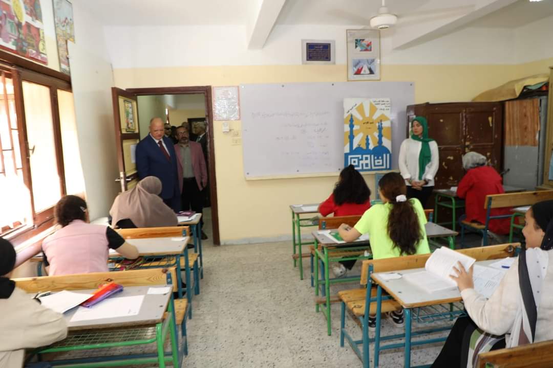محافظ القاهرة يتفقد لجان�مدرستي طبرى الحجاز�ونوبار
