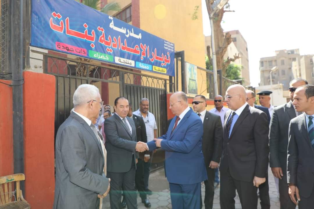 محافظ القاهرة يتفقد لجان�مدرستي طبرى الحجاز�ونوبار