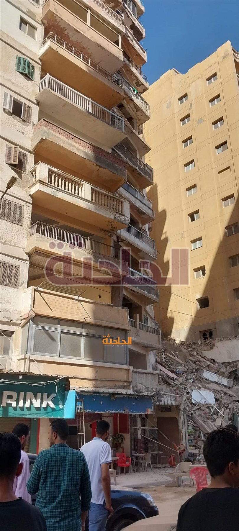 انهيار عقار الإسكندرية