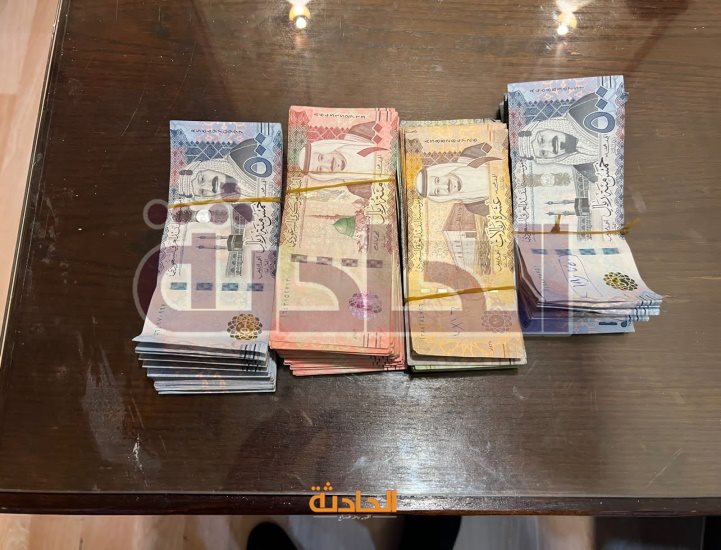 ضبط 3 أشخاص لمحاولتهم تهريب عملات أجنبية بمطار القاهرة