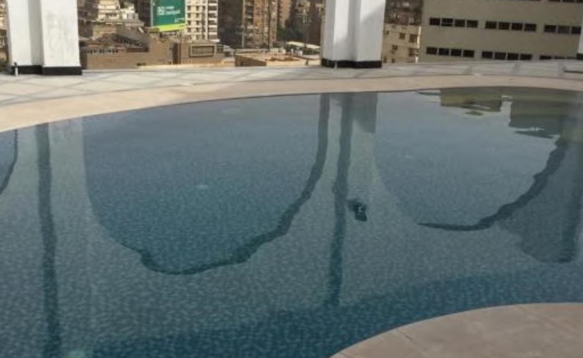 حمام السباحة المخالف بفندق أم كلثوم بالزمالك