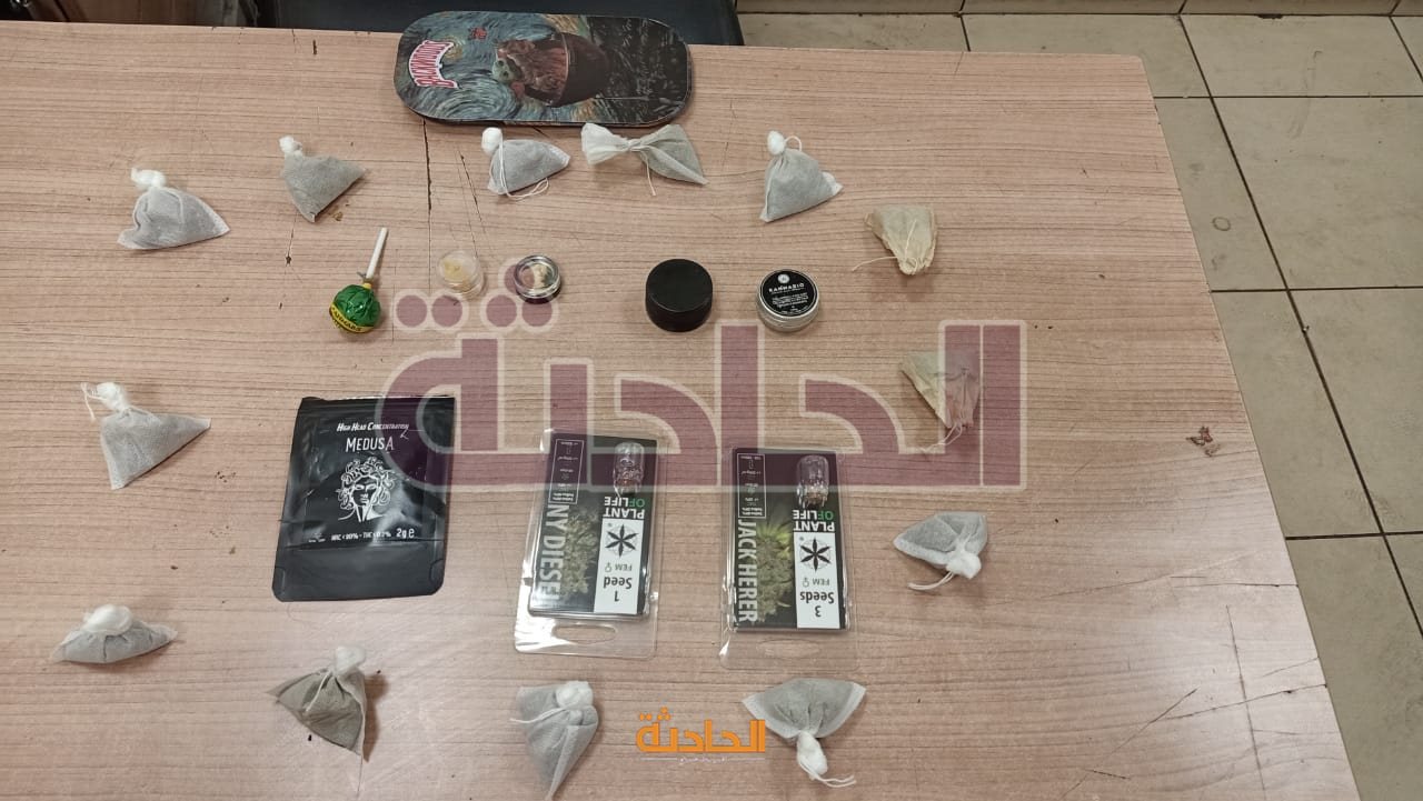 ضبط 4 ركاب بحوزتهم ماريجوانا وترامادول وسن الفيل في مطار القاهرة