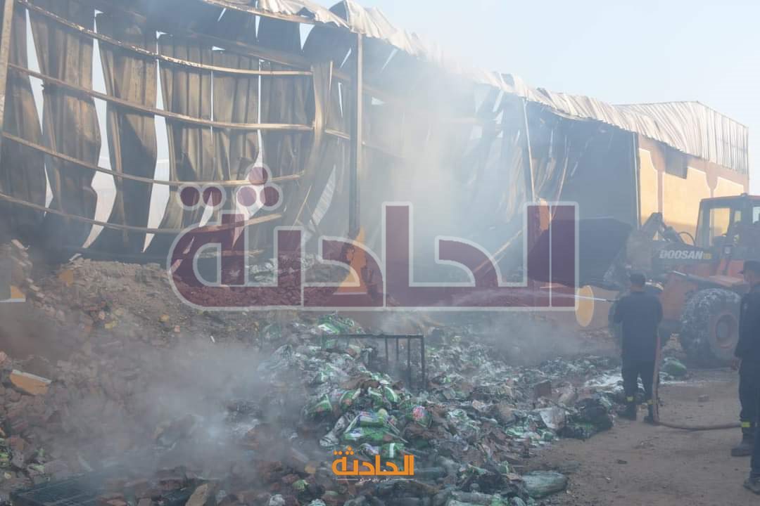 حريق يلتهم مخزن للمواد الغذائية بالخانكة