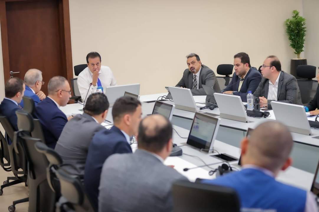 وزير الصحة يوجه برفع درجة الاستعداد بالمستشفيات بشأن تداعيات الأزمة في قطاع غزة