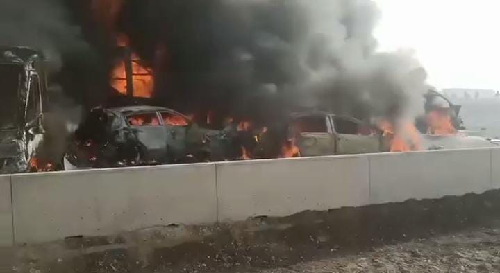حادث تصادم عدد من السيارات بطريق الإسكندرية الصحراوي