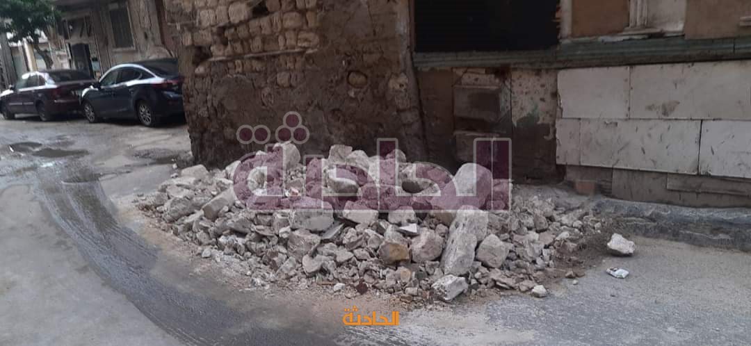 انهيار جزئى لعقار في حي الجمرك بالإسكندرية