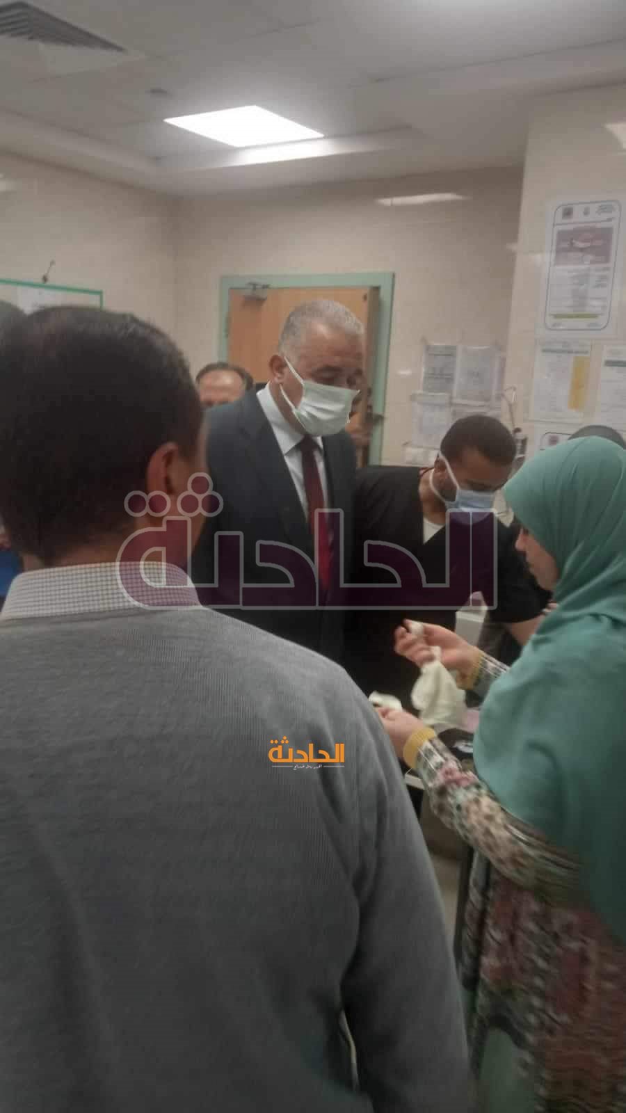 ضحايا حادث تصادم سيارتين على الطريق الصحراوي الشرقي