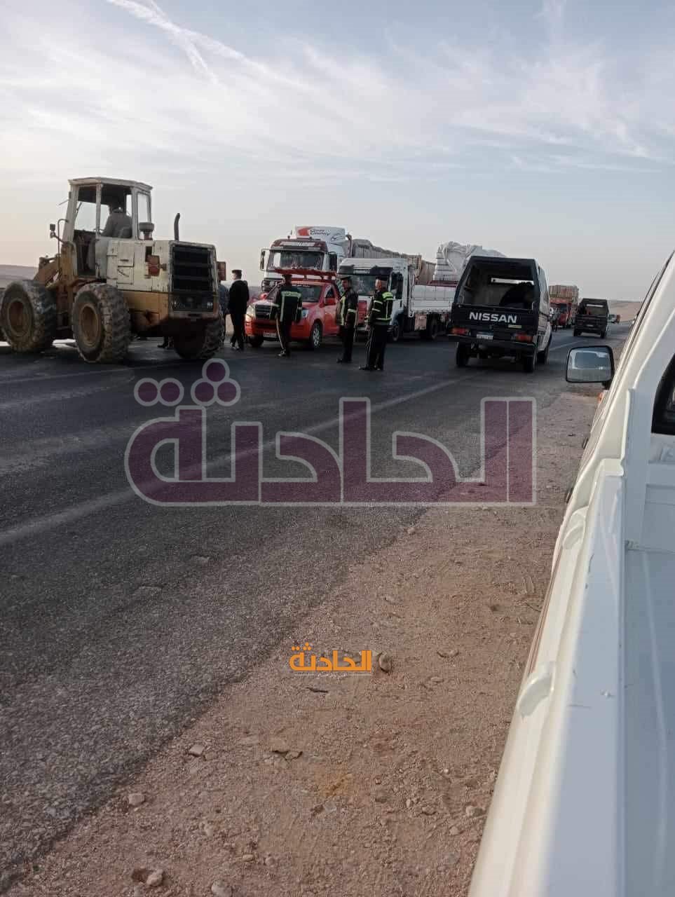 ضحايا حادث تصادم سيارتين على الطريق الصحراوي الشرقي