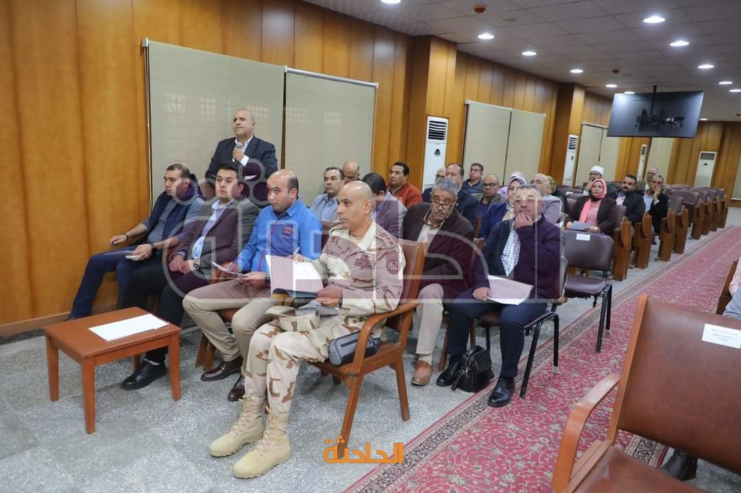 محافظ دمياط تناقش آخر الاستعدادات للانتخابات الرئاسية المقبلة