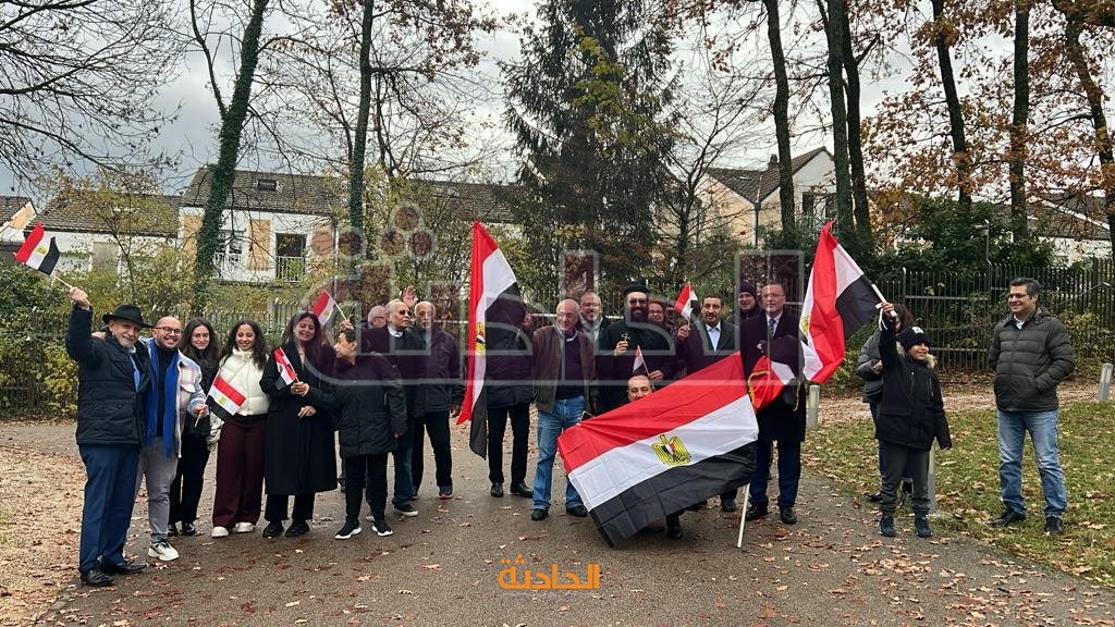إقبال كثيف من المصريين بالخارج يدلون بأصواتهم في الانتخابات بالخارج