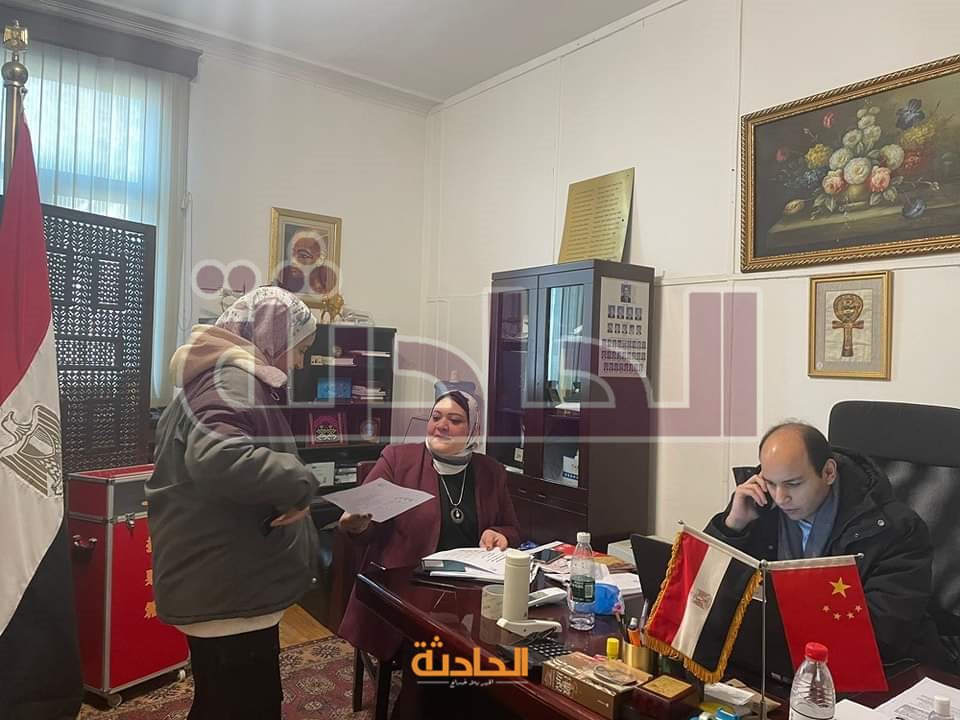 توافد الجالية المصرية في الصين للتصويت في الانتخابات الرئاسية لليوم الثالث
