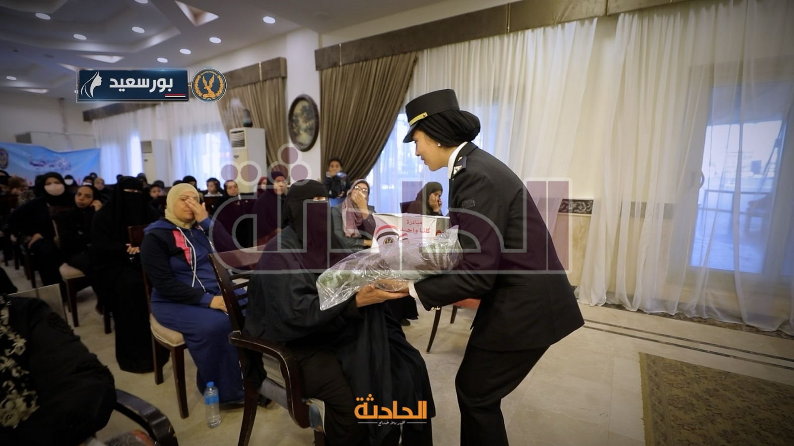 الداخلية: توزيع مساعدات عينية على المرأة المعيلة بالمحافظات
