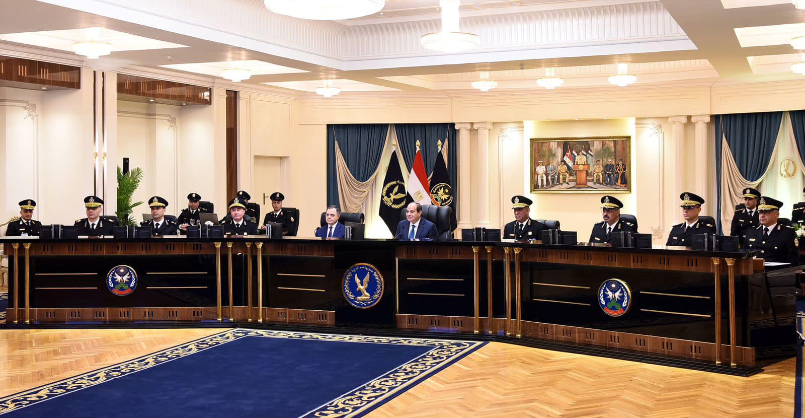 الرئيس السيسي يشهد كشف الهيئة للمتقدمين لكلية الشرطة