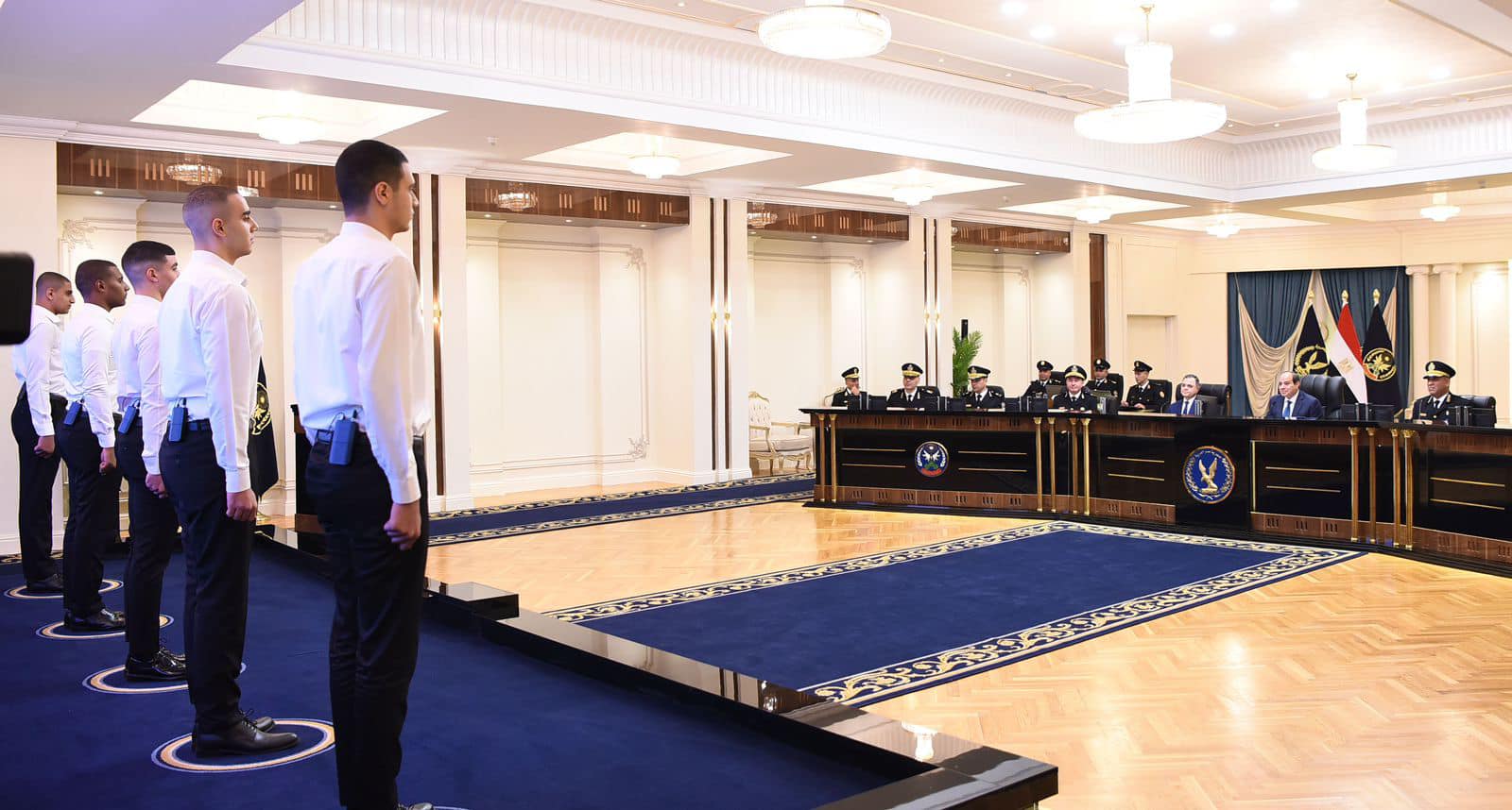 الرئيس السيسي يشهد كشف الهيئة للمتقدمين لكلية الشرطة
