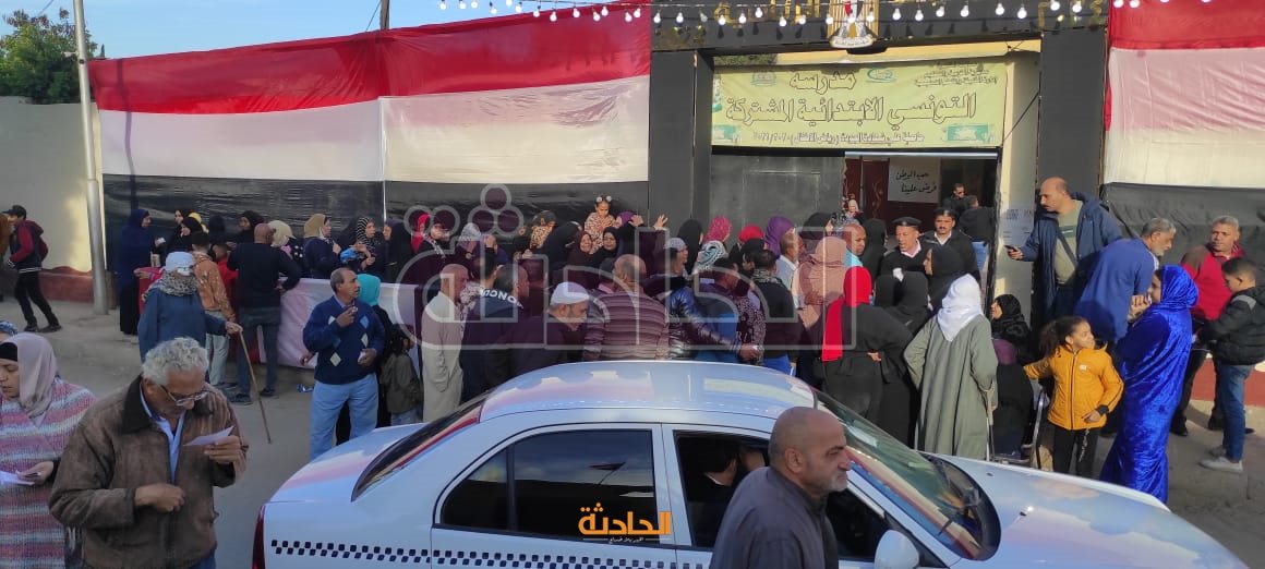 احتشاد للمواطنين في المعصرة للإدلاء بأصواتهم في الانتخابات الرئاسية 2024