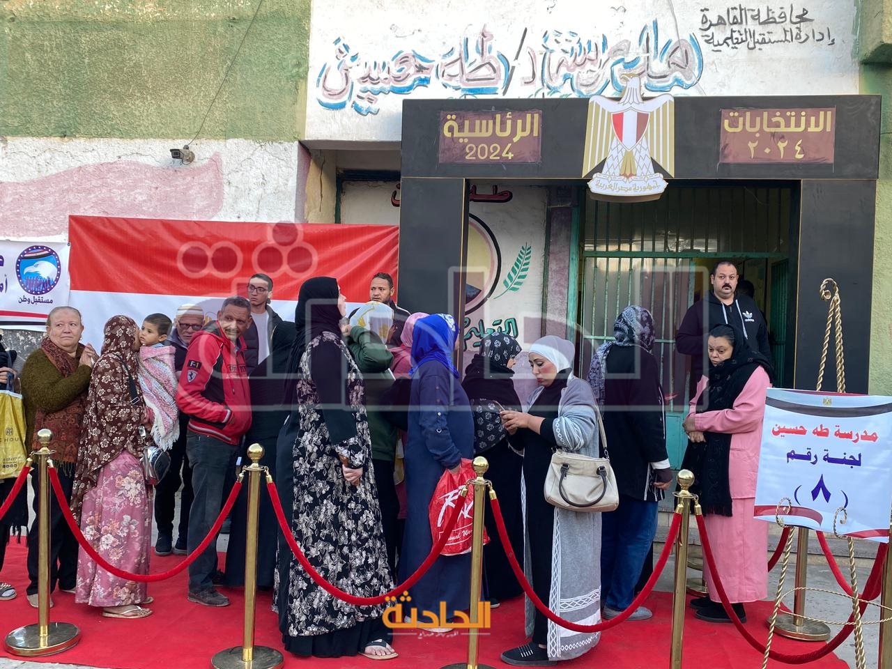 احتشاد أمام لجان 15 مايو ومدينة بدر�للإدلاء بأصواتهم