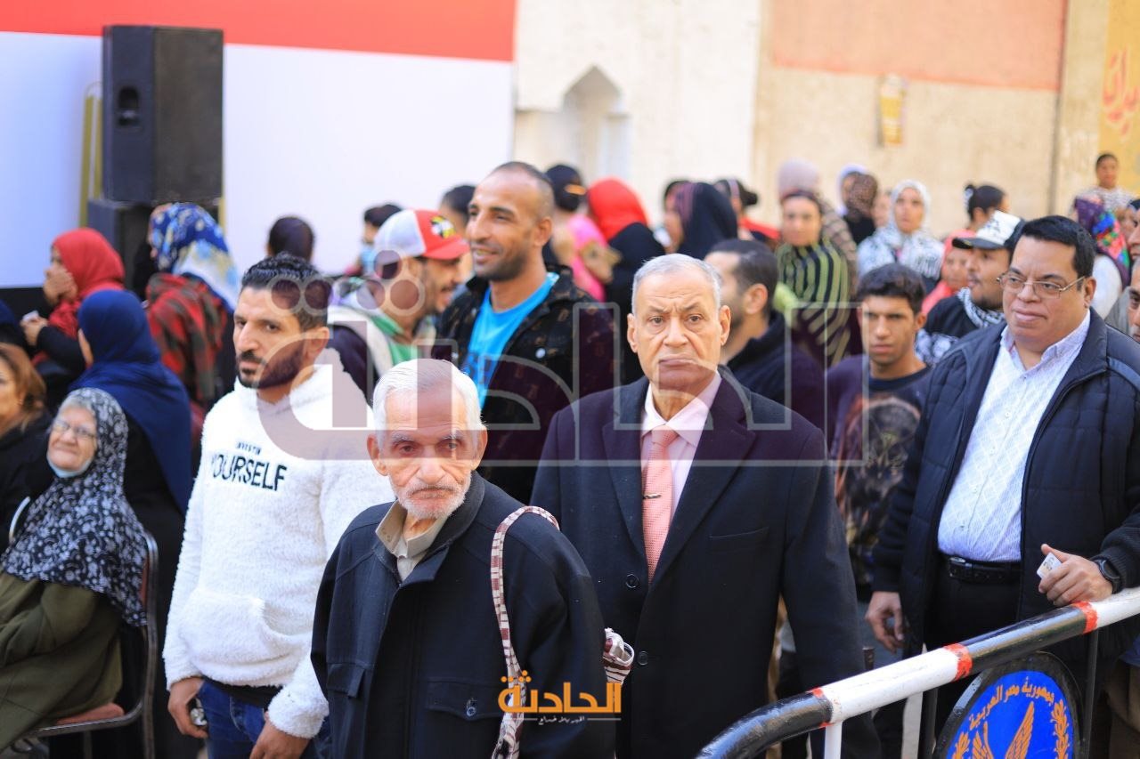 زحام المواطنين أمام لجان المعصرة والرحاب والبساتين للإدلاء بأصواتهم بانتخابات الرئاسة