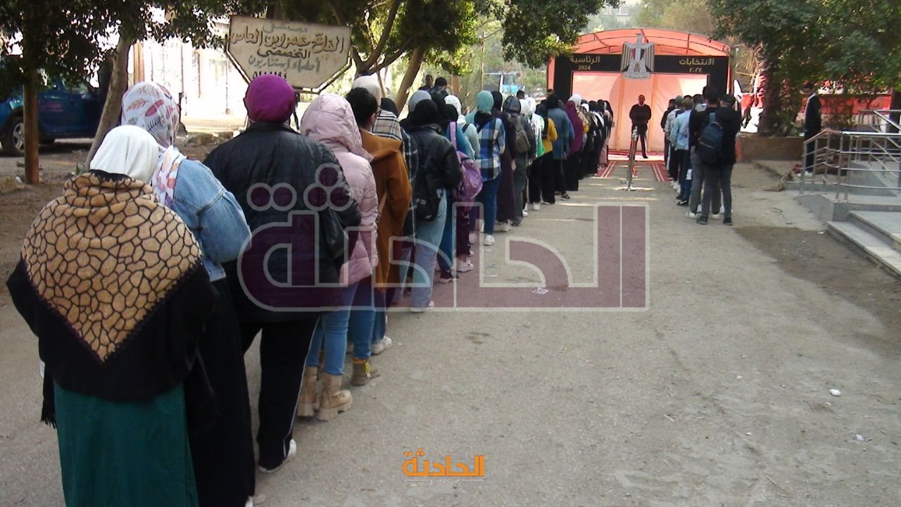 زحام المواطنين أمام لجان المعصرة والرحاب والبساتين للإدلاء بأصواتهم بانتخابات الرئاسة