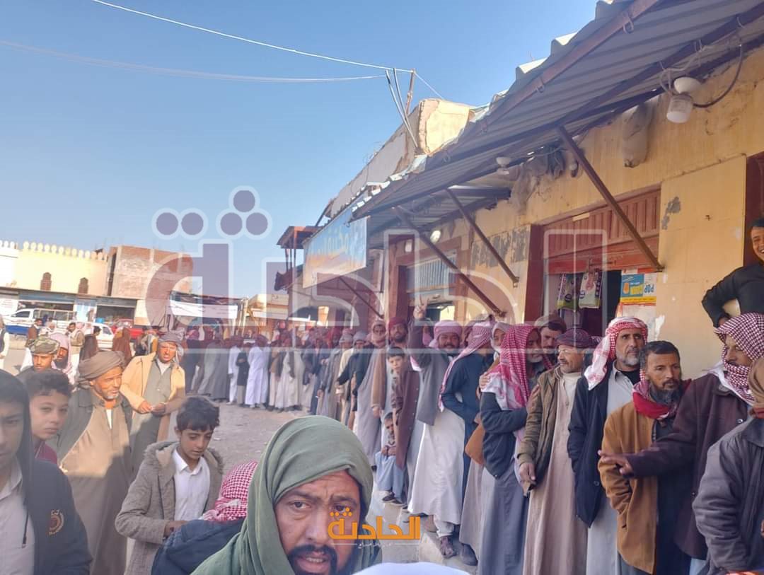 احتشاد الناخبين أمام اللجان الانتخابية بمطروح