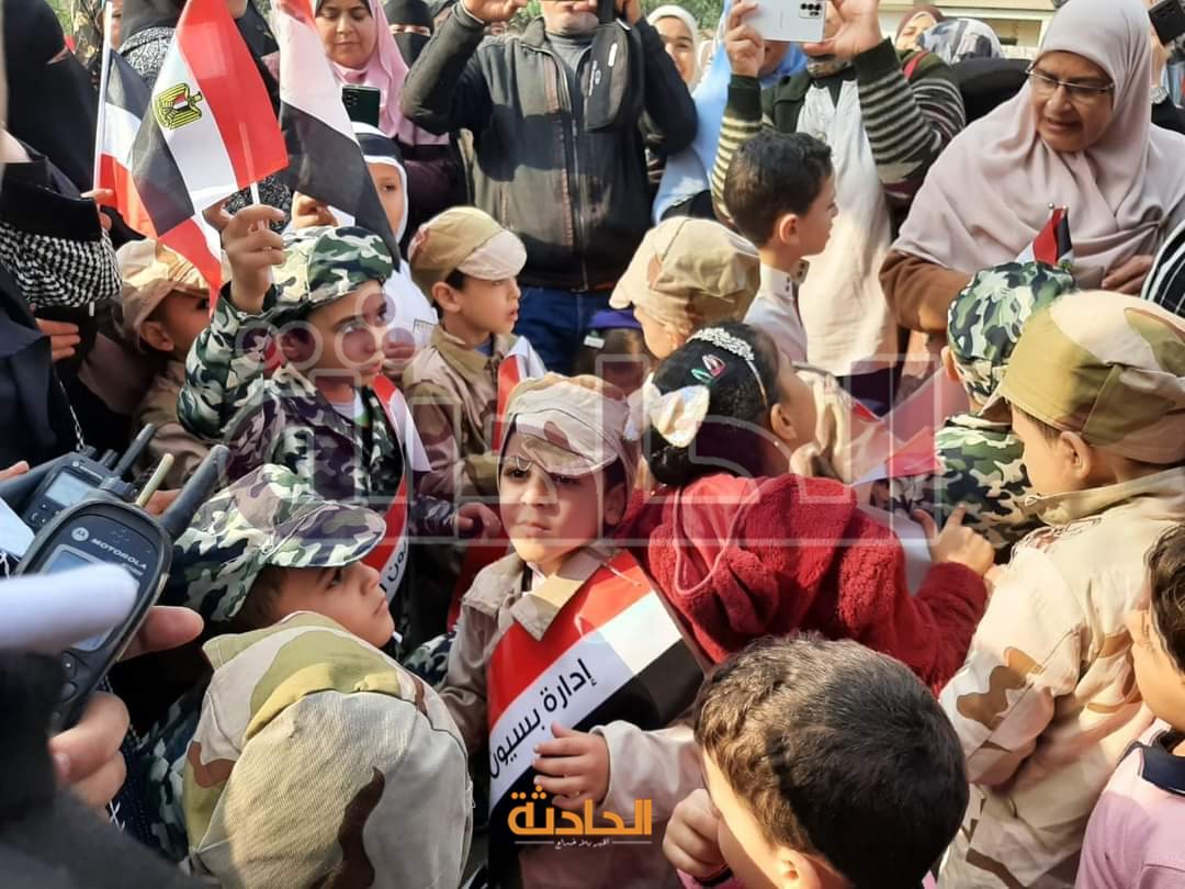 احتشاد المواطنين على اللجان الانتخابية بالغربية