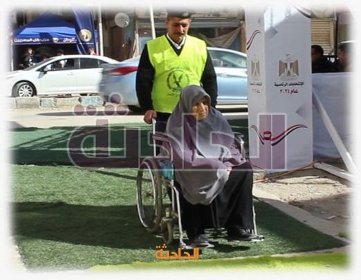 الداخلية تواصل تأمين الانتخابات وتقدم المساعدات لكبار السن وذوي الهمم