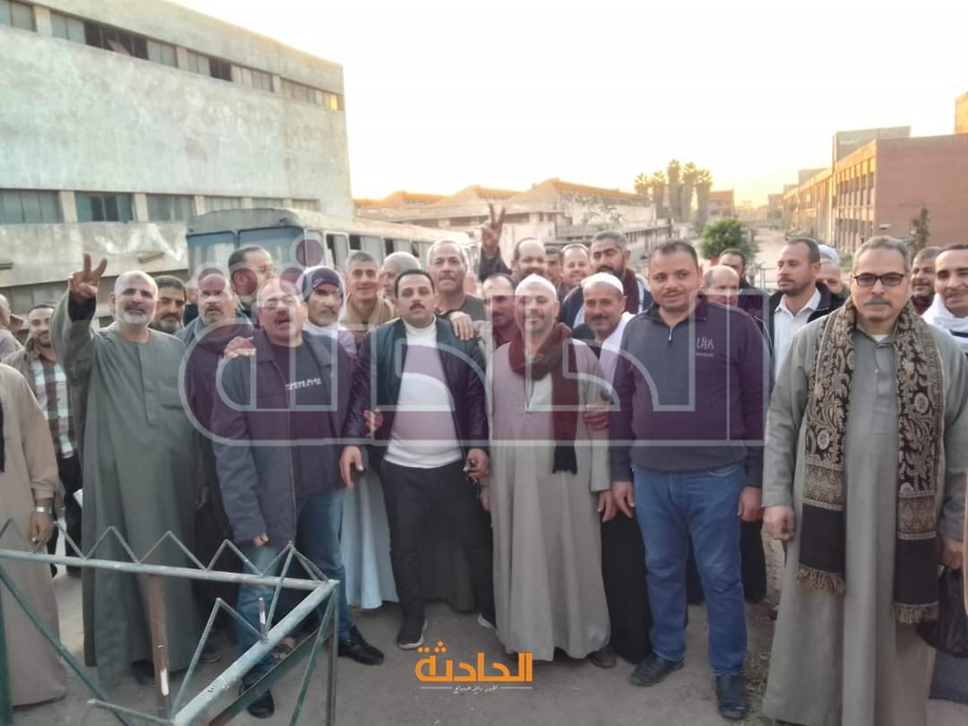 تزاحم المواطنين بالغربية أمام اللجان الانتخابية للإدلاء بأصواتهم