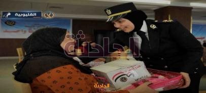 الداخلية توزع كراتين وبطاطين مساعدات على السيدات الأكثر احتياجًا