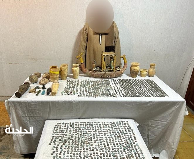 متحف في بيت موظف بالمعاش بالمنيا