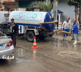 جهود مُكثفة لرجال الشرطة لمساعدة المواطنين في مواجهة الطقس السيئ