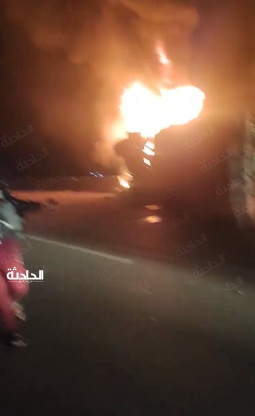 حريق سيارة نقل ثقيل على طريق المنصورة - جمصة
