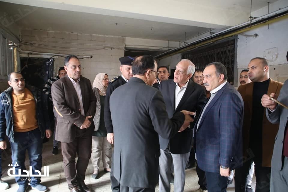 محافظ ومدير أمن الجيزة يتفقدان موقع حادث محور الفريق كمال عامر