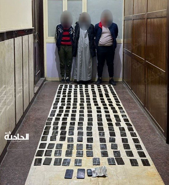 ضبط7 عناصر إجرامي بحوزتهم 460 طربة حشيش و20 أسطوانة هيروين