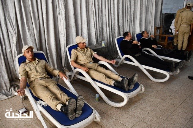 الداخلية تنظم حملات للتبرع بالدم لضباط وأفراد وطلبة معاهد معاوني الأمن