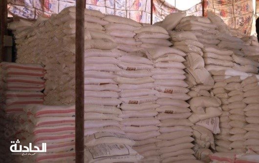 ضبط مخزن بداخله 724 طن سلع غذائية بالشرقية
