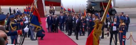 الرئيس السيسى يستقبل نظيره التركي في مطار القاهرة