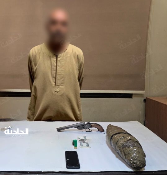ضبط 12 عنصر إجرامي وفنى تمريض بحوزتهم حشيش وترامادول وأسلحة بالمحافظات