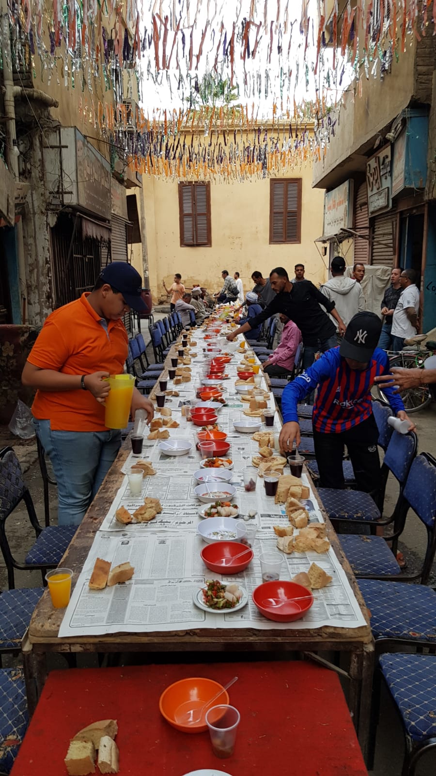 أكبر مائدة إفطار بالأقصر
