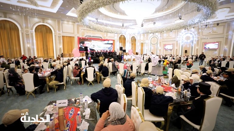 الداخلية تحتفل بعيد الأم وتوزع هدايا الأمهات المسنات بالمناطق الحضارية