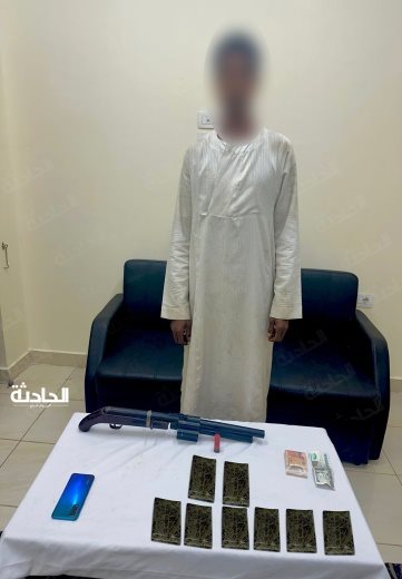 سقوط 5 عاطلين بحوزتهم مخدرات وأسلحة نارية