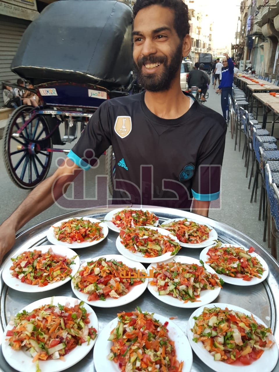 مائدة إفطار للعام الرابع بمنطقة رمسيس