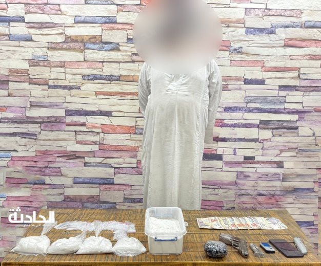 ضبط 4 عناصر إجرامية بحوزتهم مخدرات وأسلحة نارية