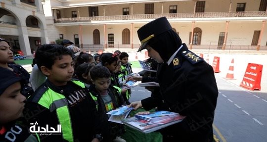 الداخلية تشارك الأطفال الأيتام الاحتفال بيوم اليتيم